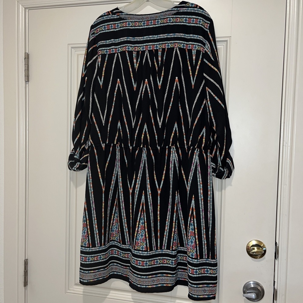 Signature Studio Geometric Tribal Print V-Neck Dress Black XL Boho Tassel Tie - Picture 9 of 10